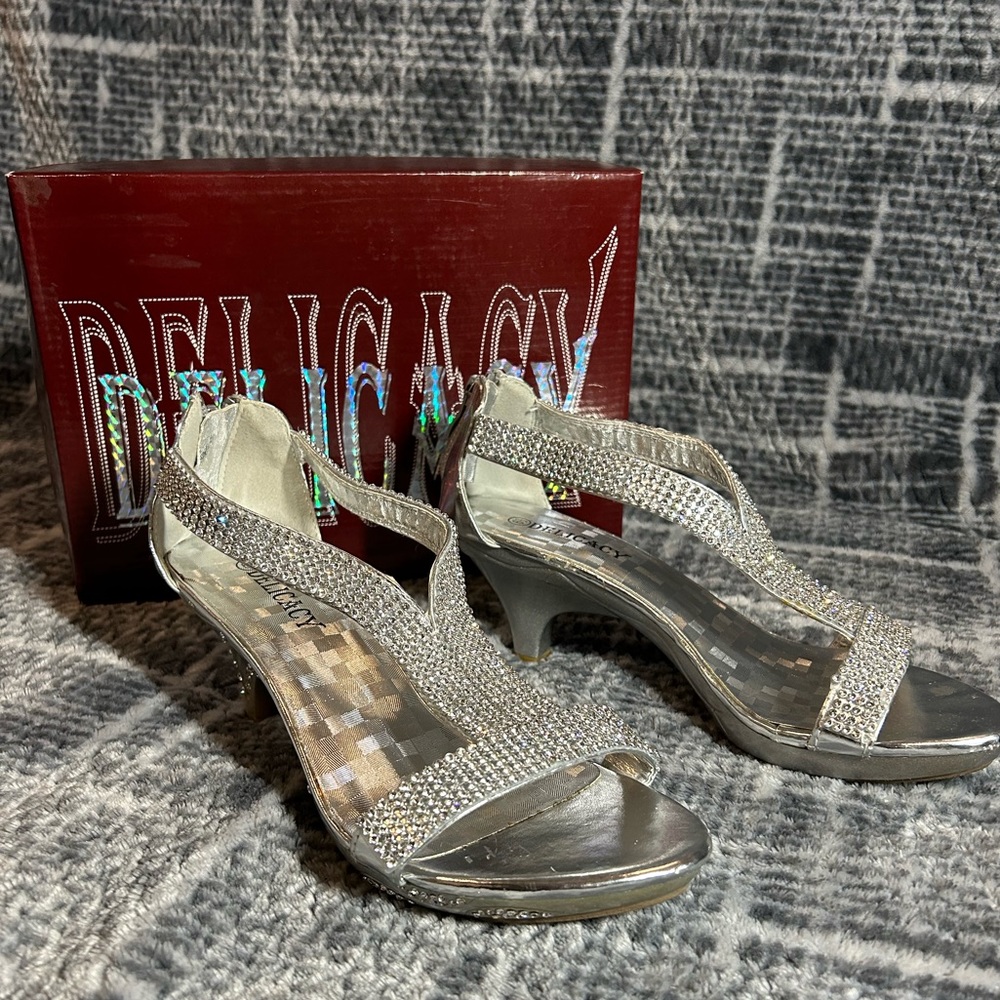Delicacy high heels